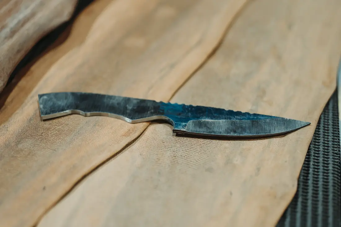 A single full tang knife blank showing the tang running the full length of the handle in one continuous piece of steel